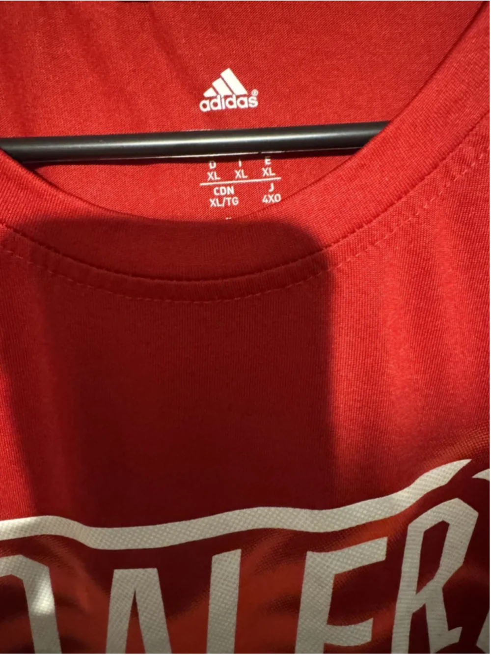 Louisville Cardinals Adidas Basketball TShirt Men Sz XL Red